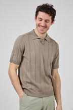 Polo en maille Homme à Manches Courtes avec Motif Vertical Élégant