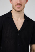Chemise en maille à manches courtes avec fermeture boutonnée