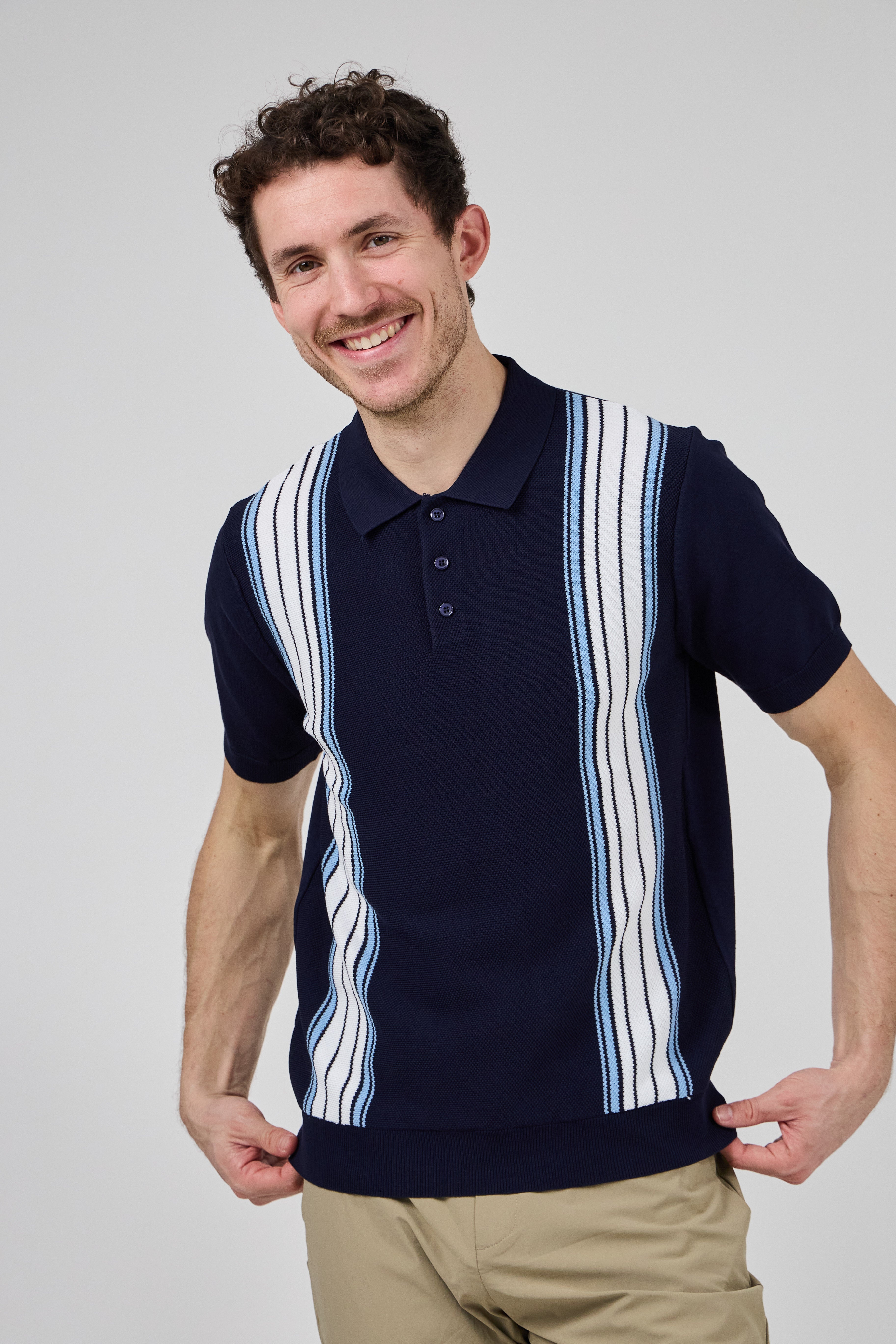 Polo homme à motif vertical structuré