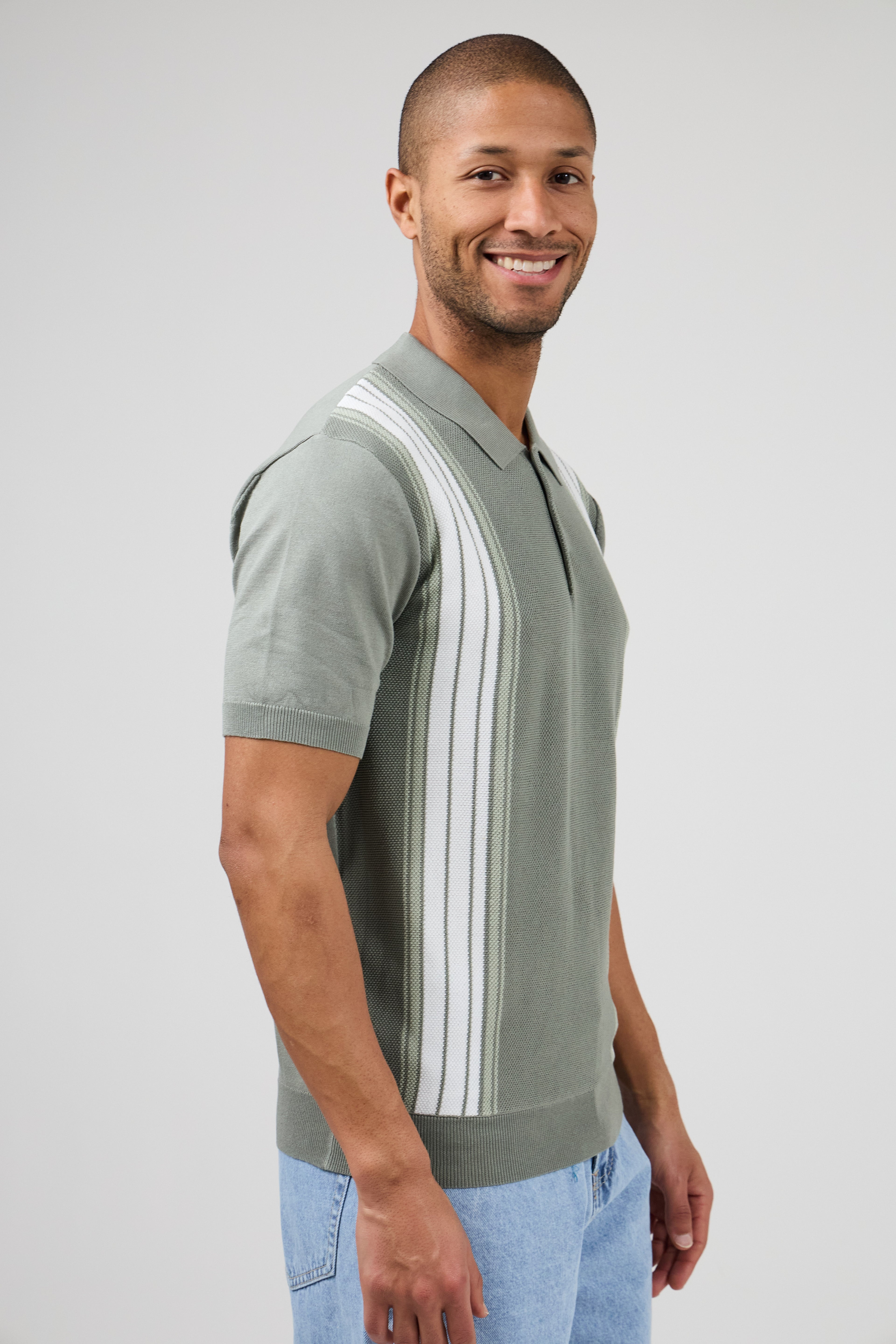 Polo homme à motif vertical structuré