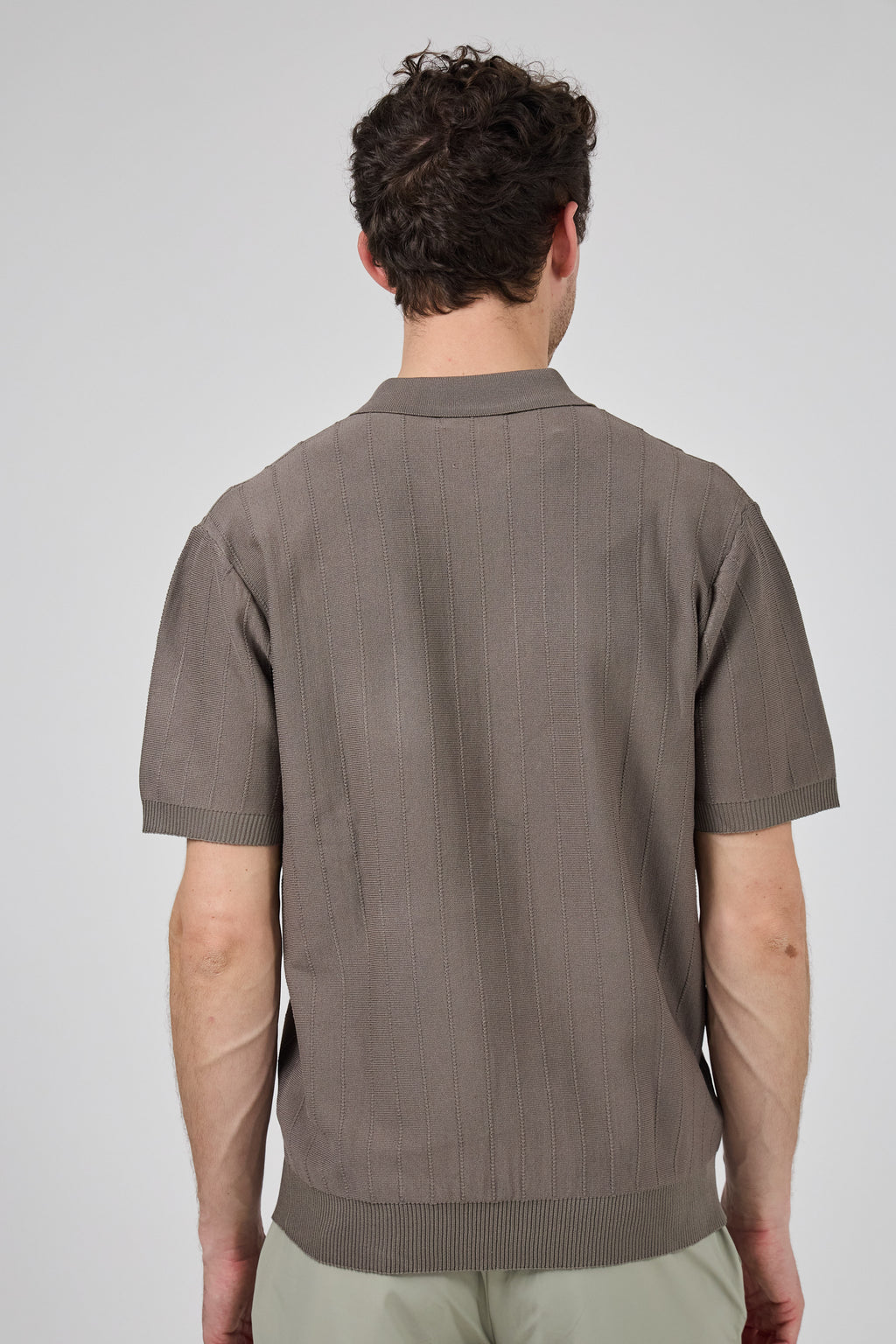Polo en maille Homme à Manches Courtes au Style Élégant