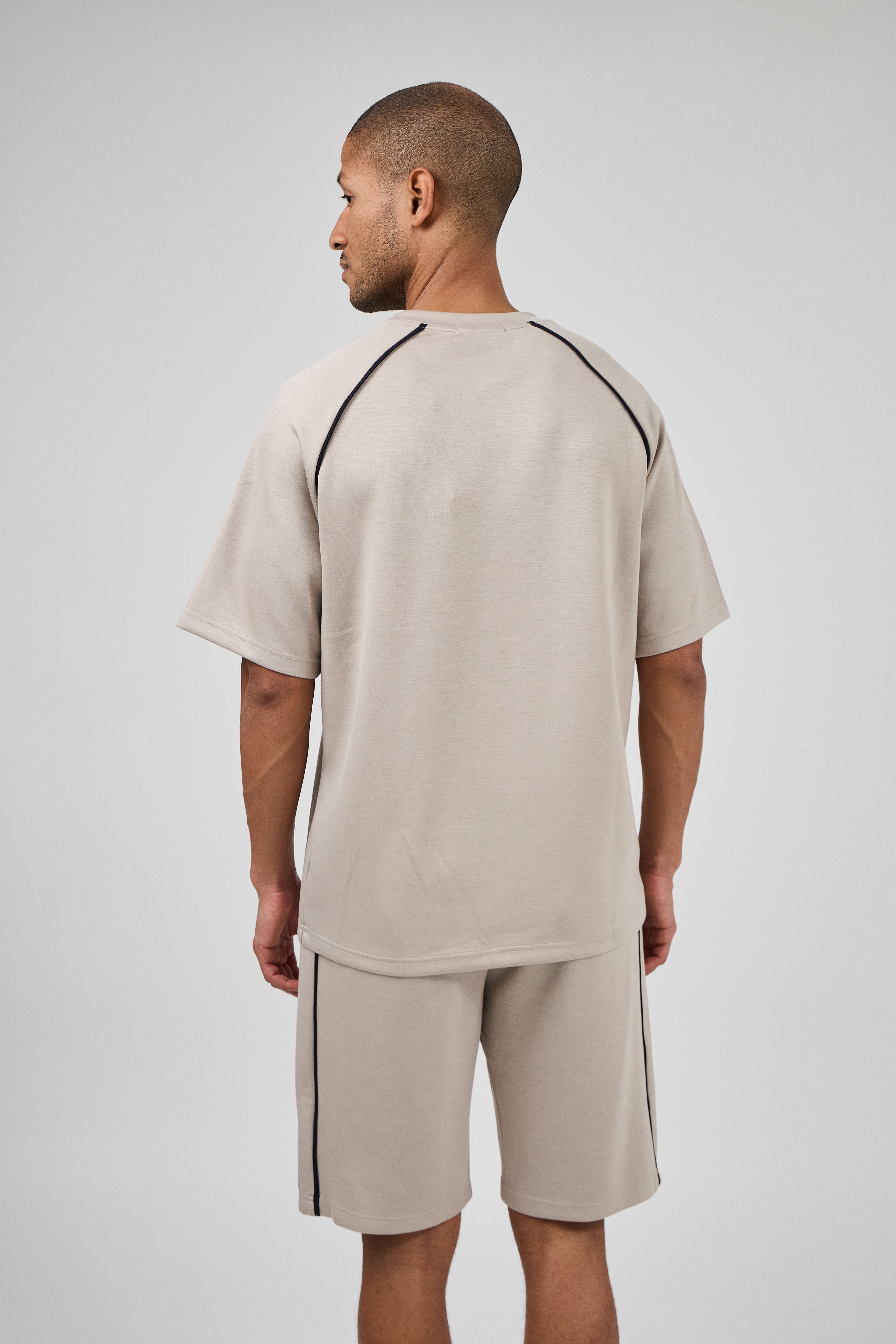 Ensemble tissu très doux pour homme – T-shirt et short confort