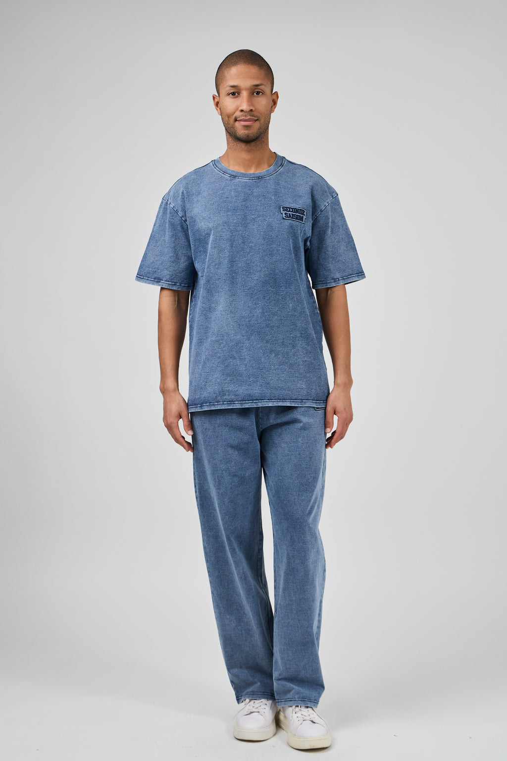 Ensemble délaver pour homme avec t-shirt et pantalon