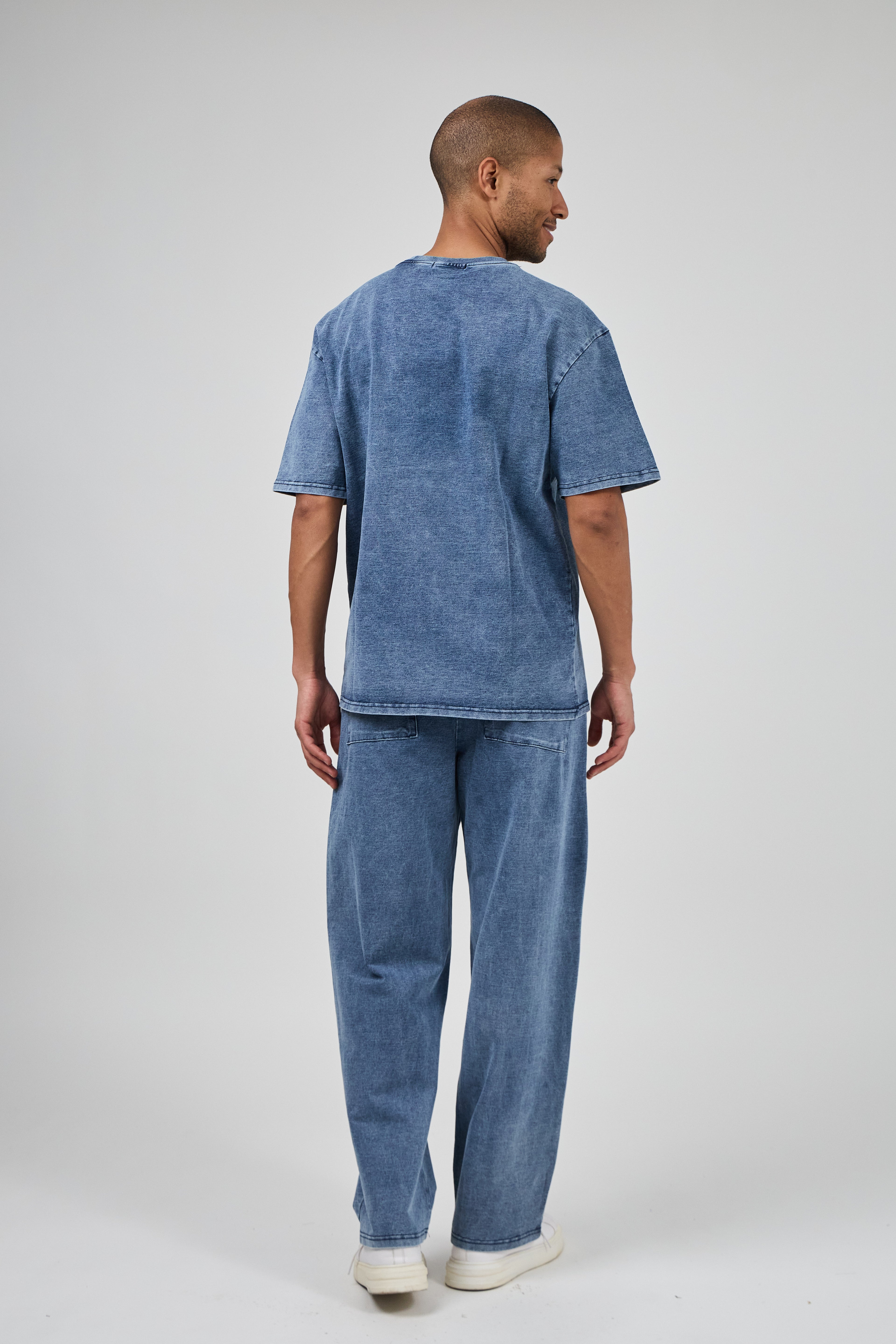 Ensemble délaver pour homme avec t-shirt et pantalon