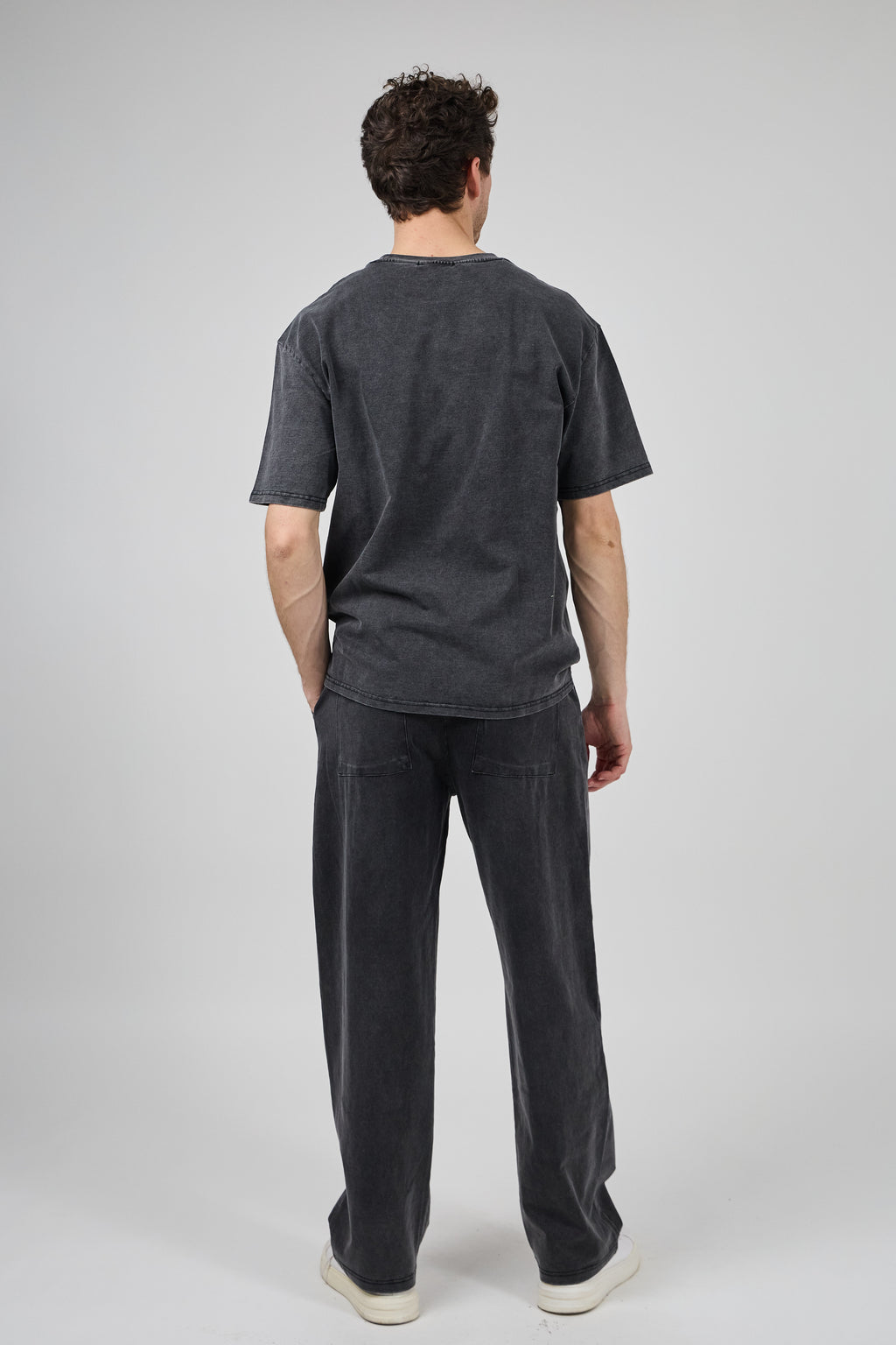 Ensemble délaver pour homme avec t-shirt et pantalon