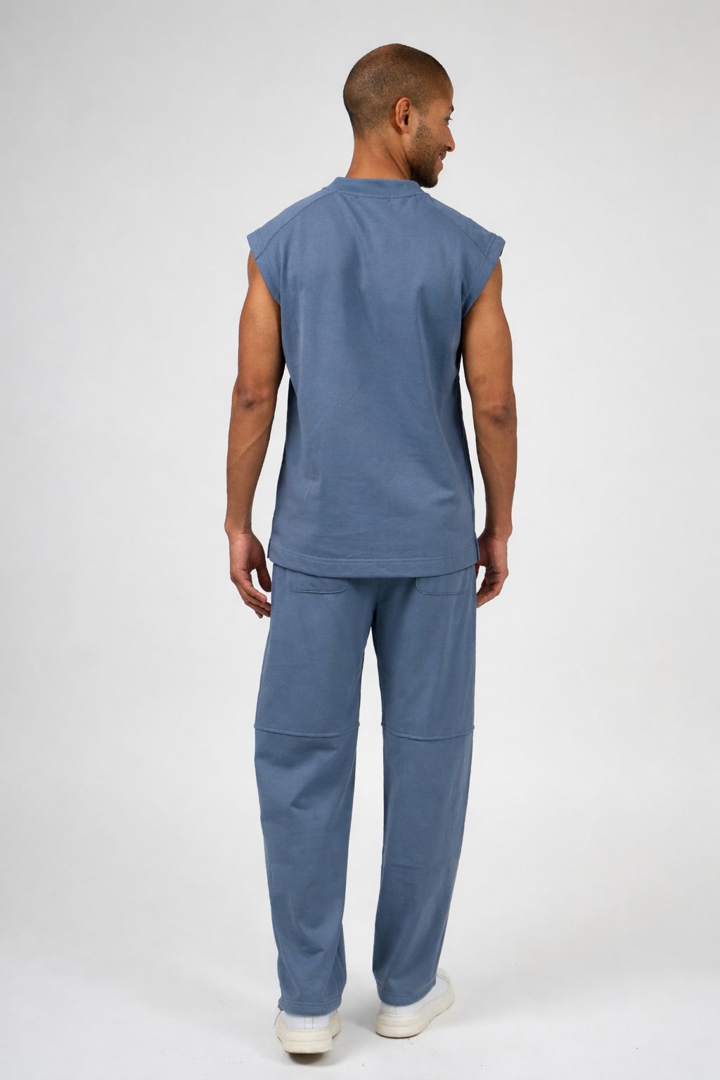 Ensemble décontracté pour homme avec haut sans manches et pantalon