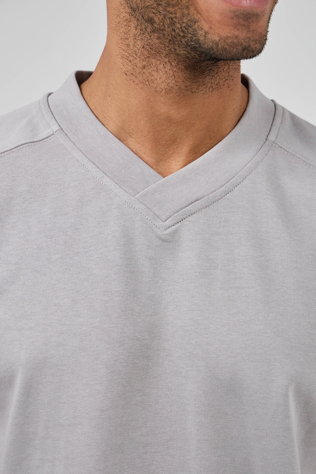 Ensemble décontracté pour homme avec haut sans manches et pantalon