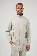 Ensemble sportif pour homme avec veste zippée et pantalon assorti