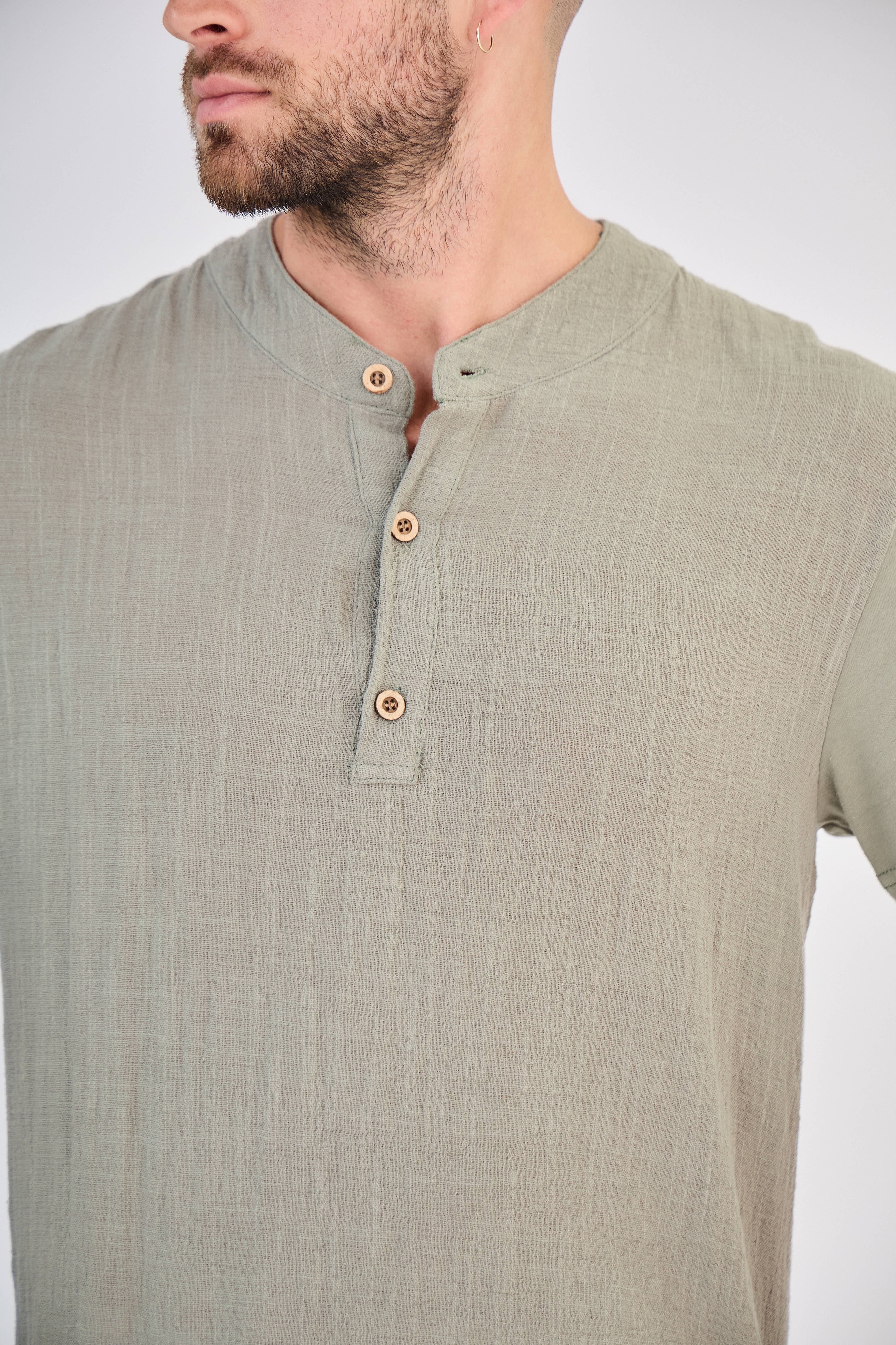 Chemisette en Lin Col Mao Kaki