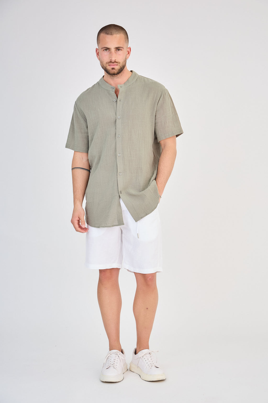 Chemise en Lin Manches Courtes Vert Olive