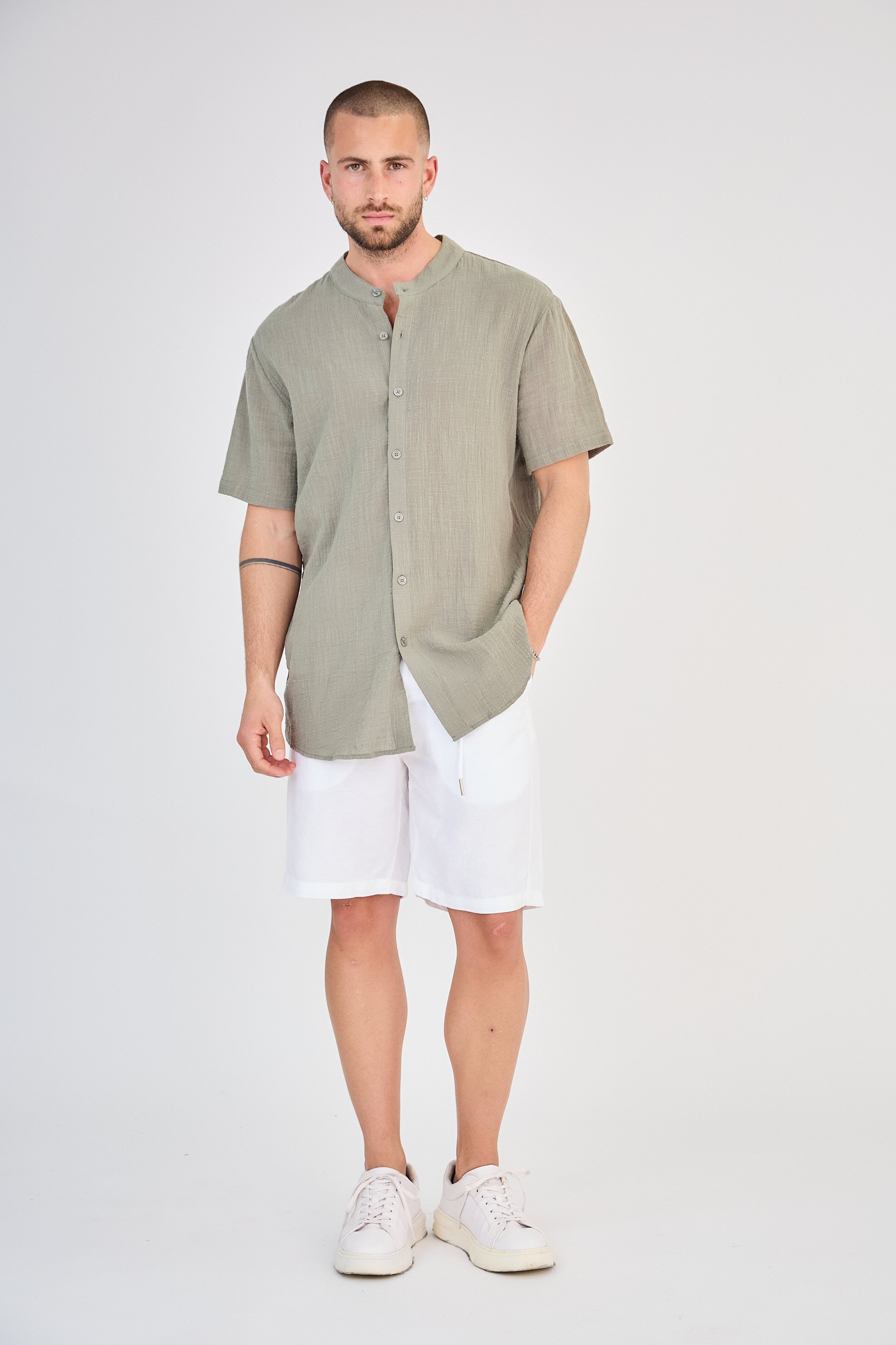 Chemise en Lin Manches Courtes Vert Olive