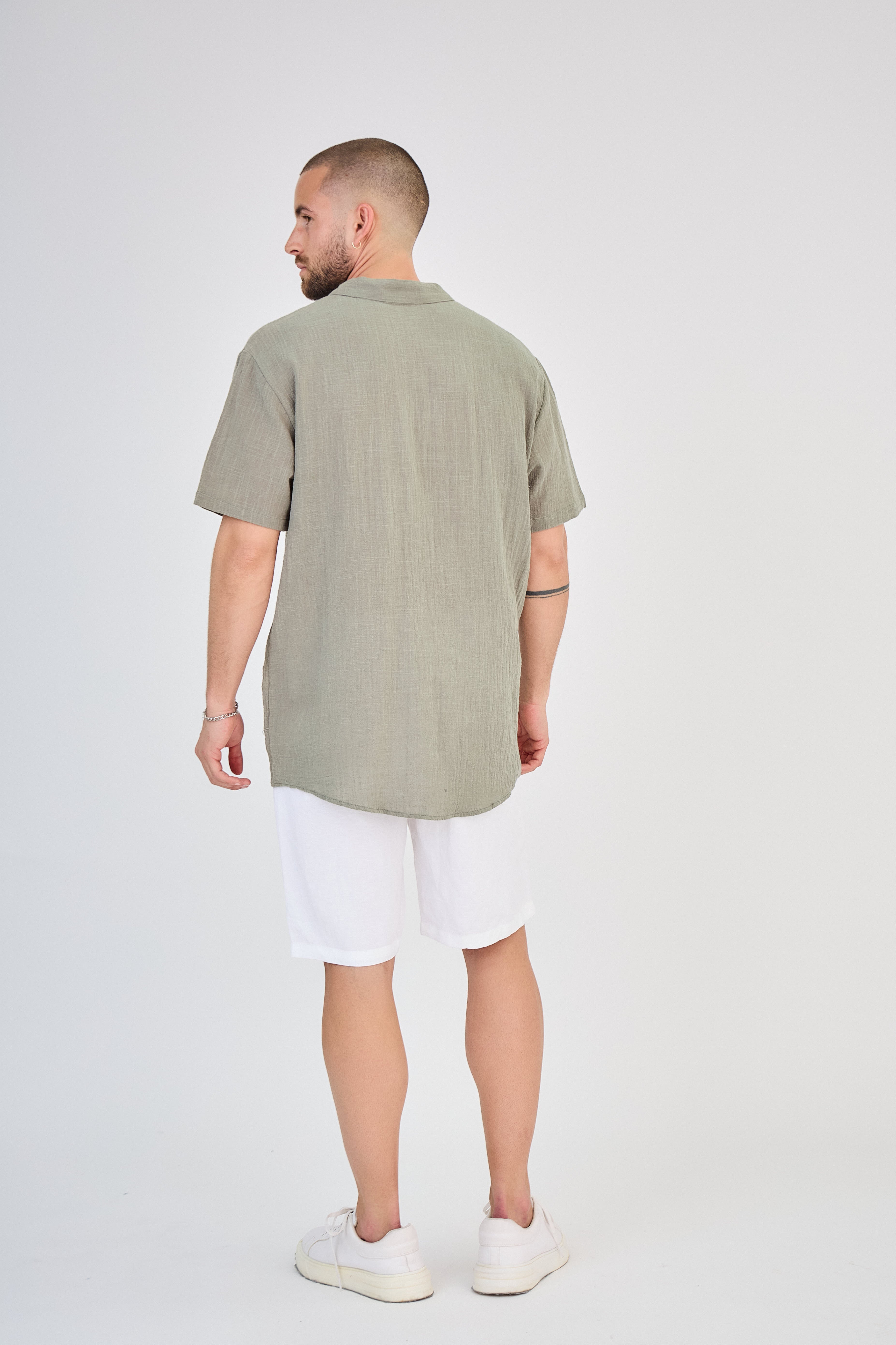 Chemise en Lin Manches Courtes Vert Olive