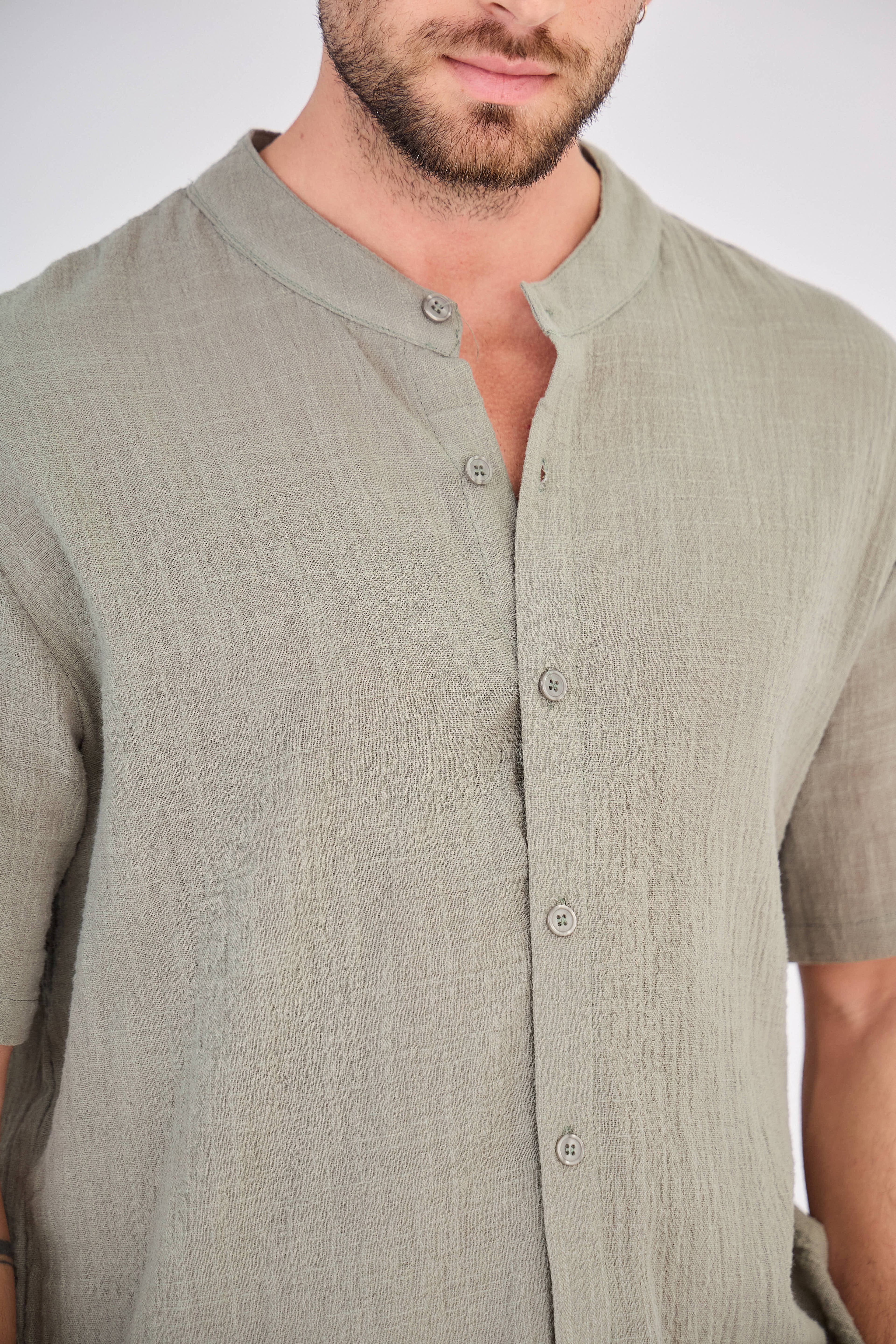 Chemise en Lin Manches Courtes Vert Olive