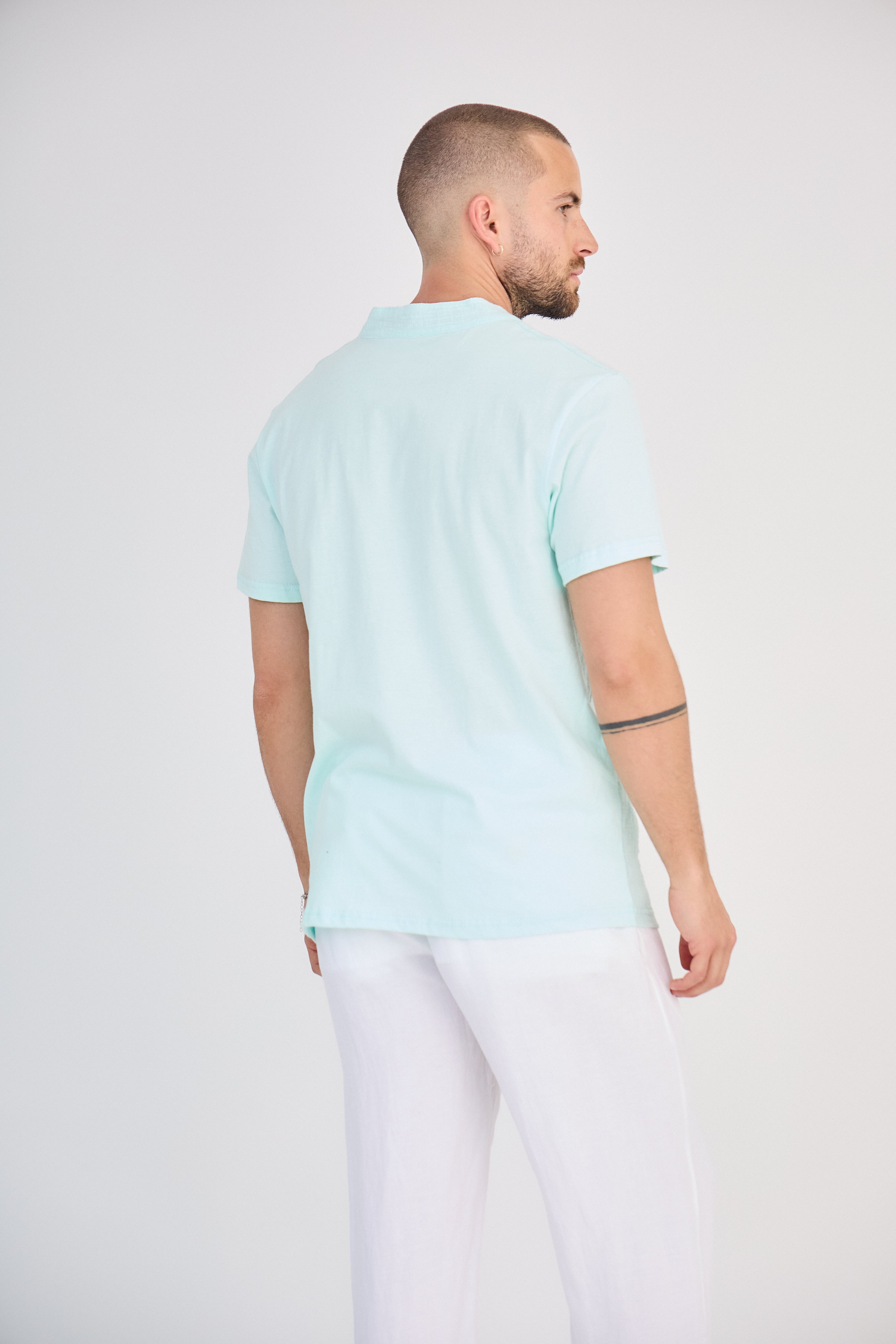 Chemisette en Lin Col Mao Bleu Clair