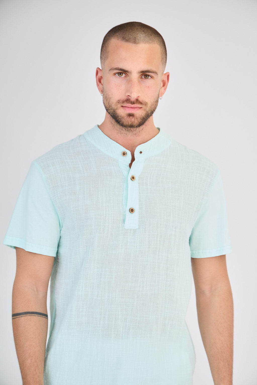 Chemisette en Lin Col Mao Bleu Clair