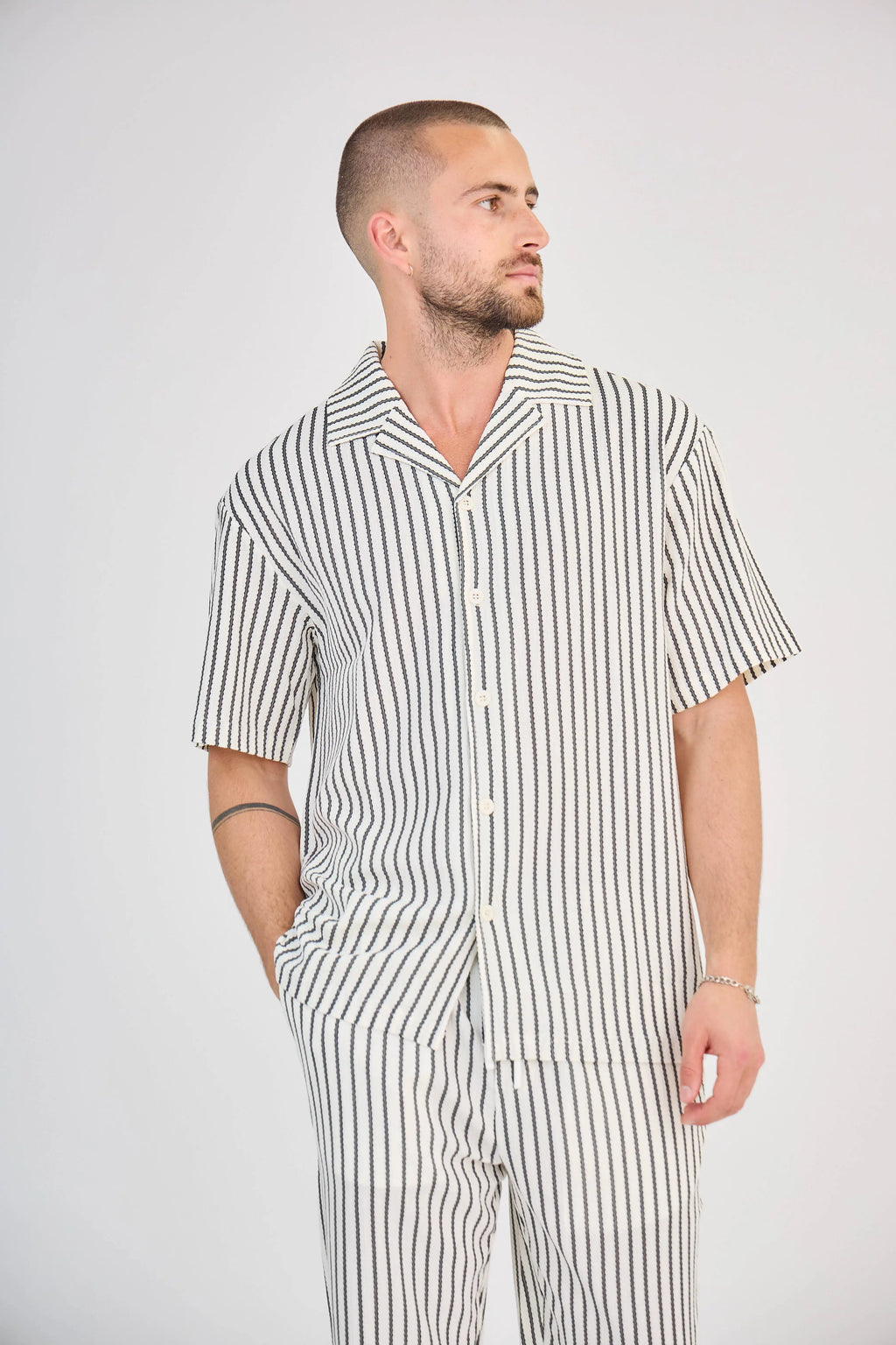 Ensemble Maille Rayée Écru Pantalon