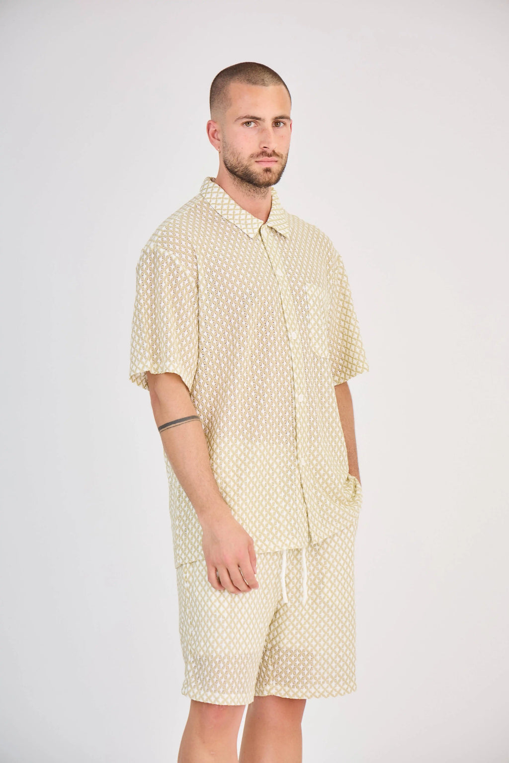 Beige Openwork Geometric Mesh Set