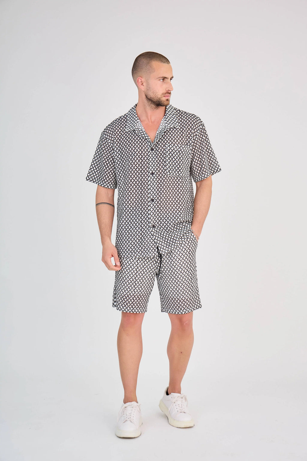 Ensemble Maille Géométrique Ajourée Noir et Blanc