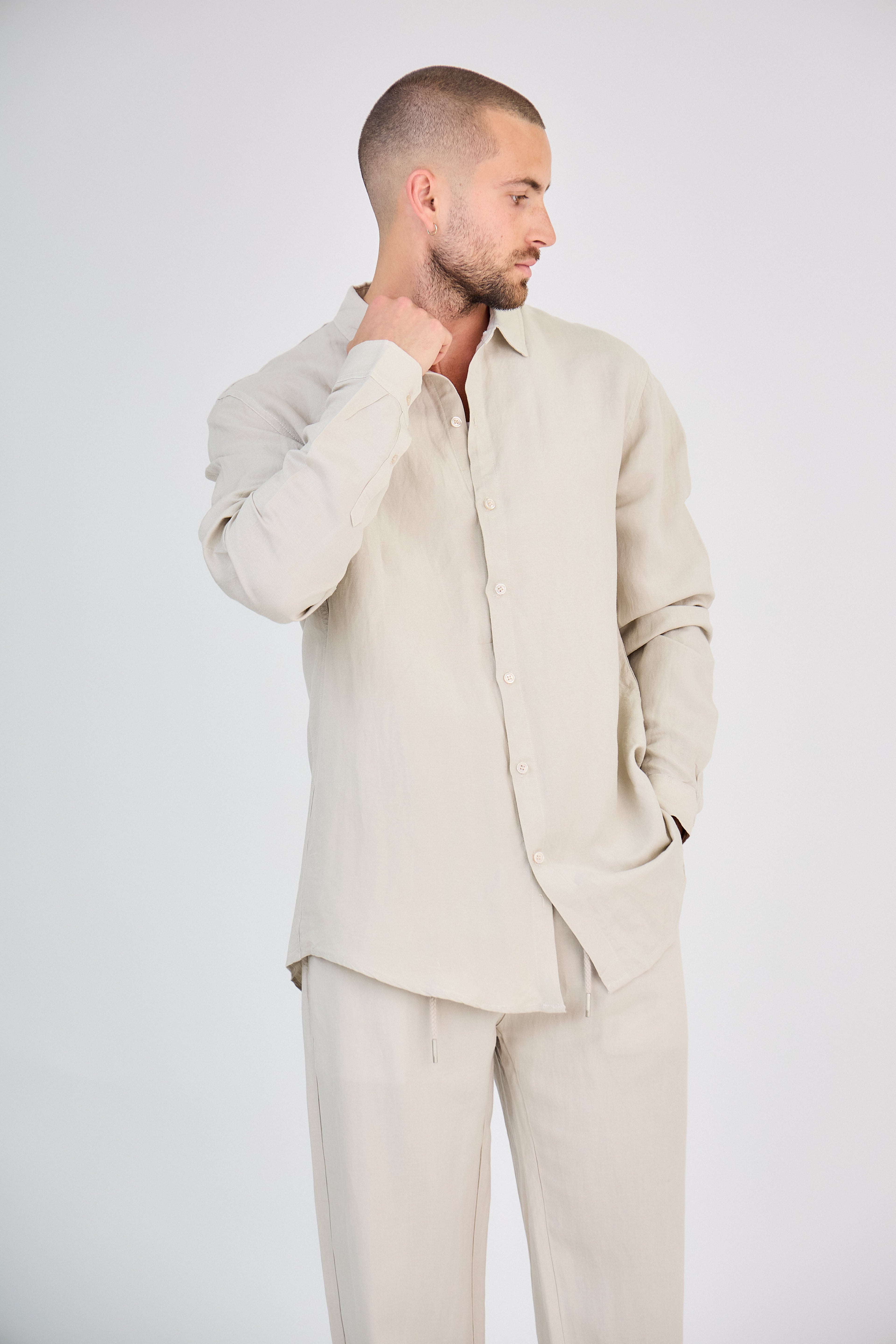 Chemise en Lin Manches Longues Beige