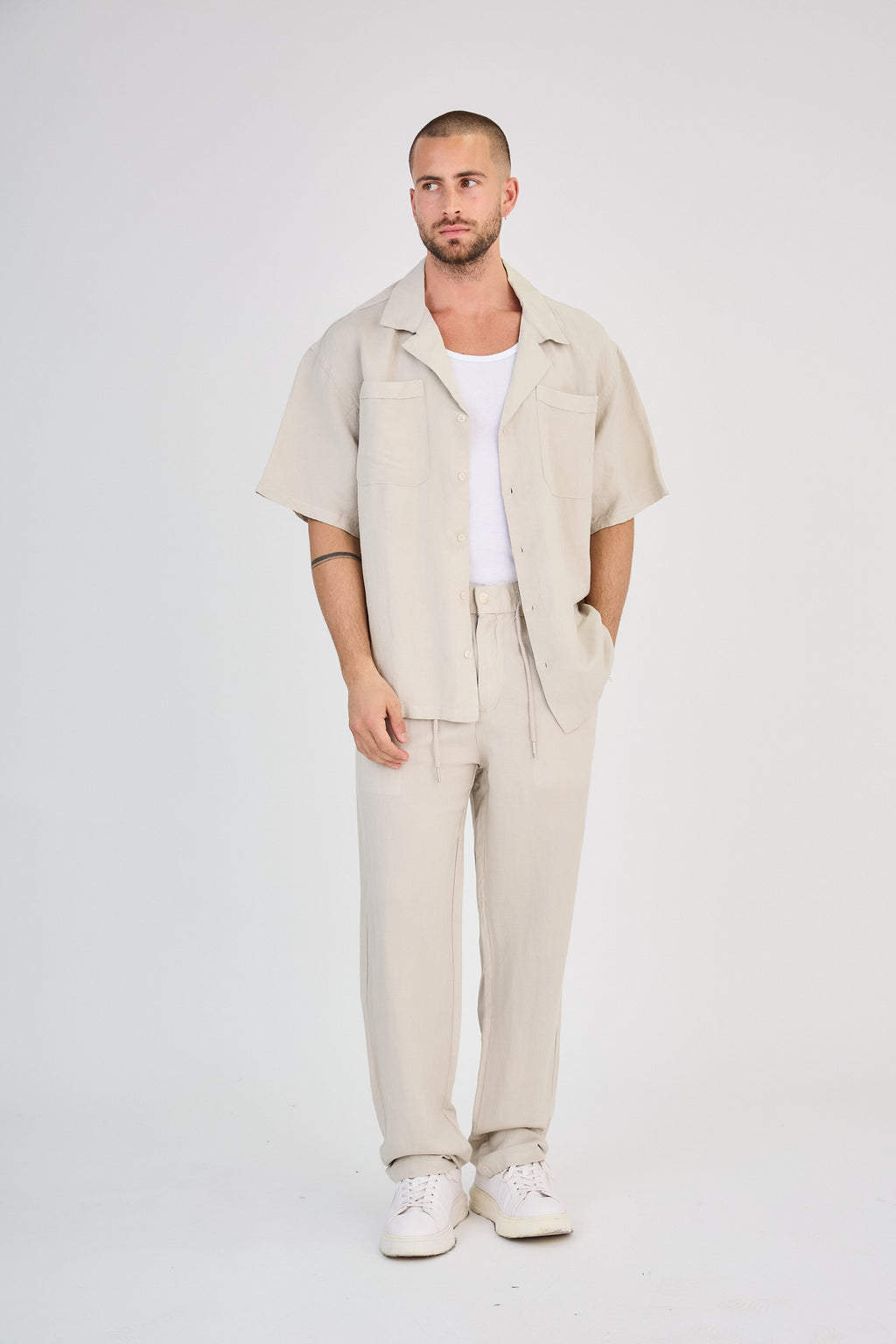 Chemise en Lin Manches Courtes Beige