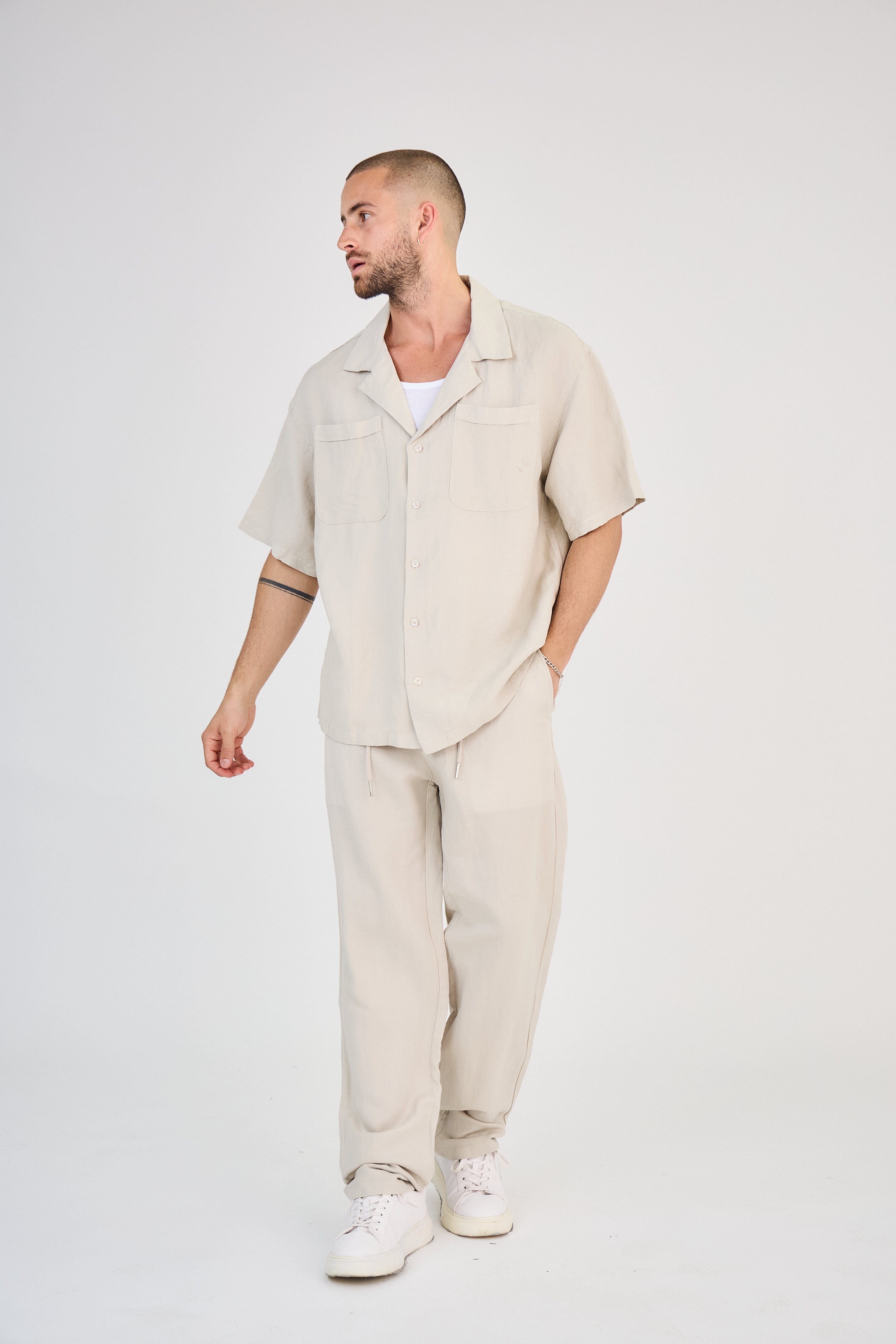 Chemise en Lin Manches Courtes Beige