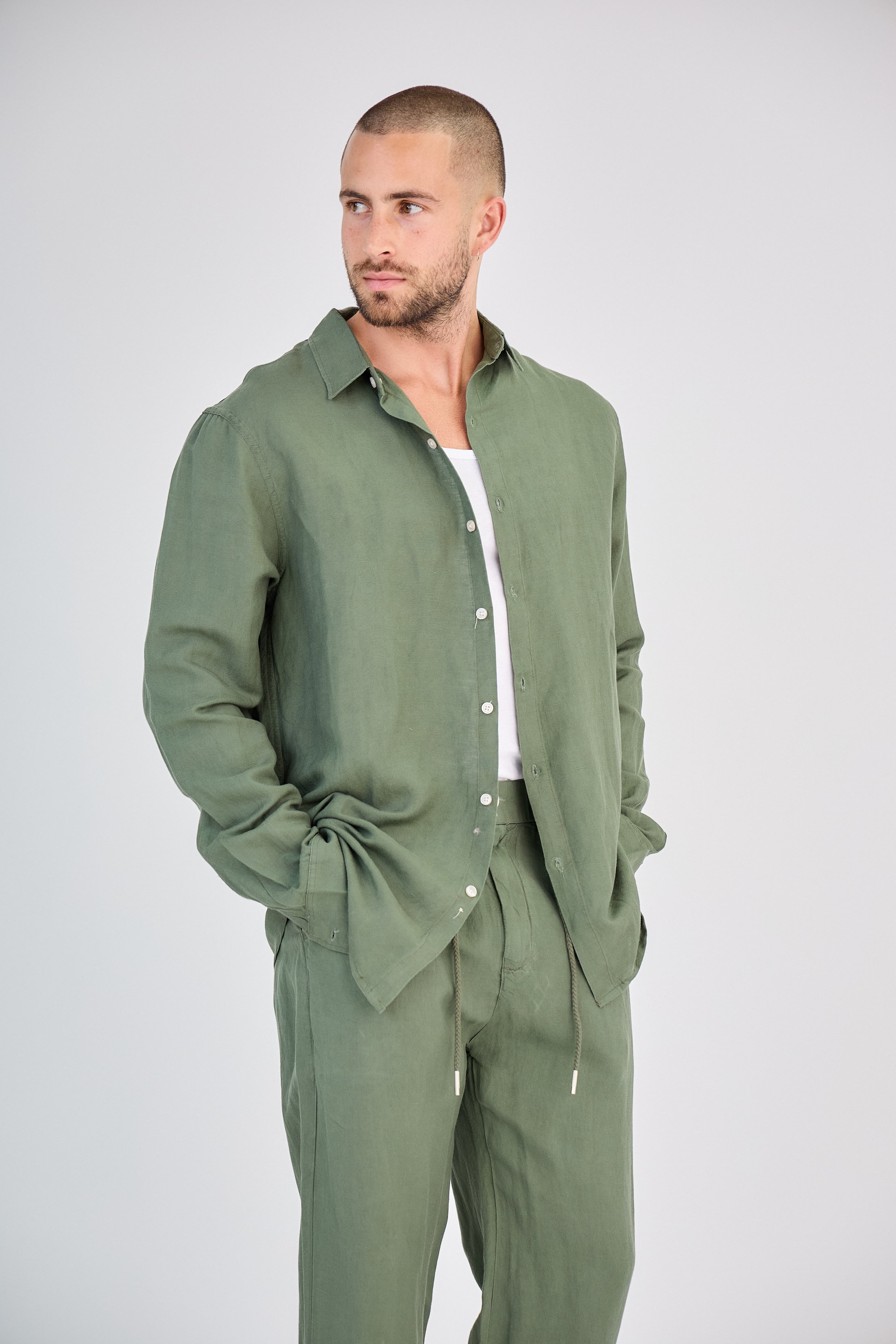 Chemise en Lin Manches Longues Verte