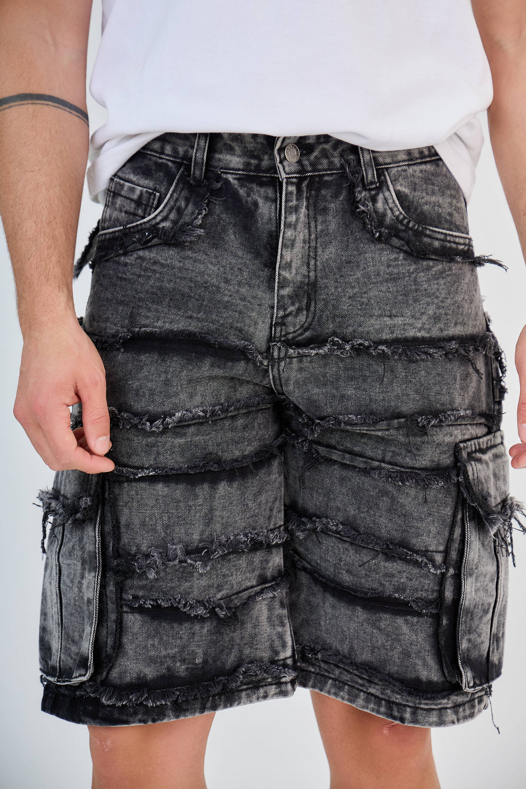 Short Jean Cargo Noir Délavé