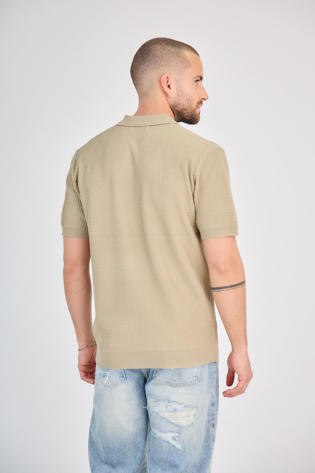Polo texturé en maille piquée sable