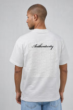 T-shirt Homme à Manches Courtes avec Broderie “Authenticity” et Patch Texturé au Dos