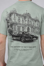 T-shirt homme imprimé artistique avec illustration urbaine et voiture rétro