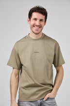 T-shirt Homme Minimaliste avec Logo Discret