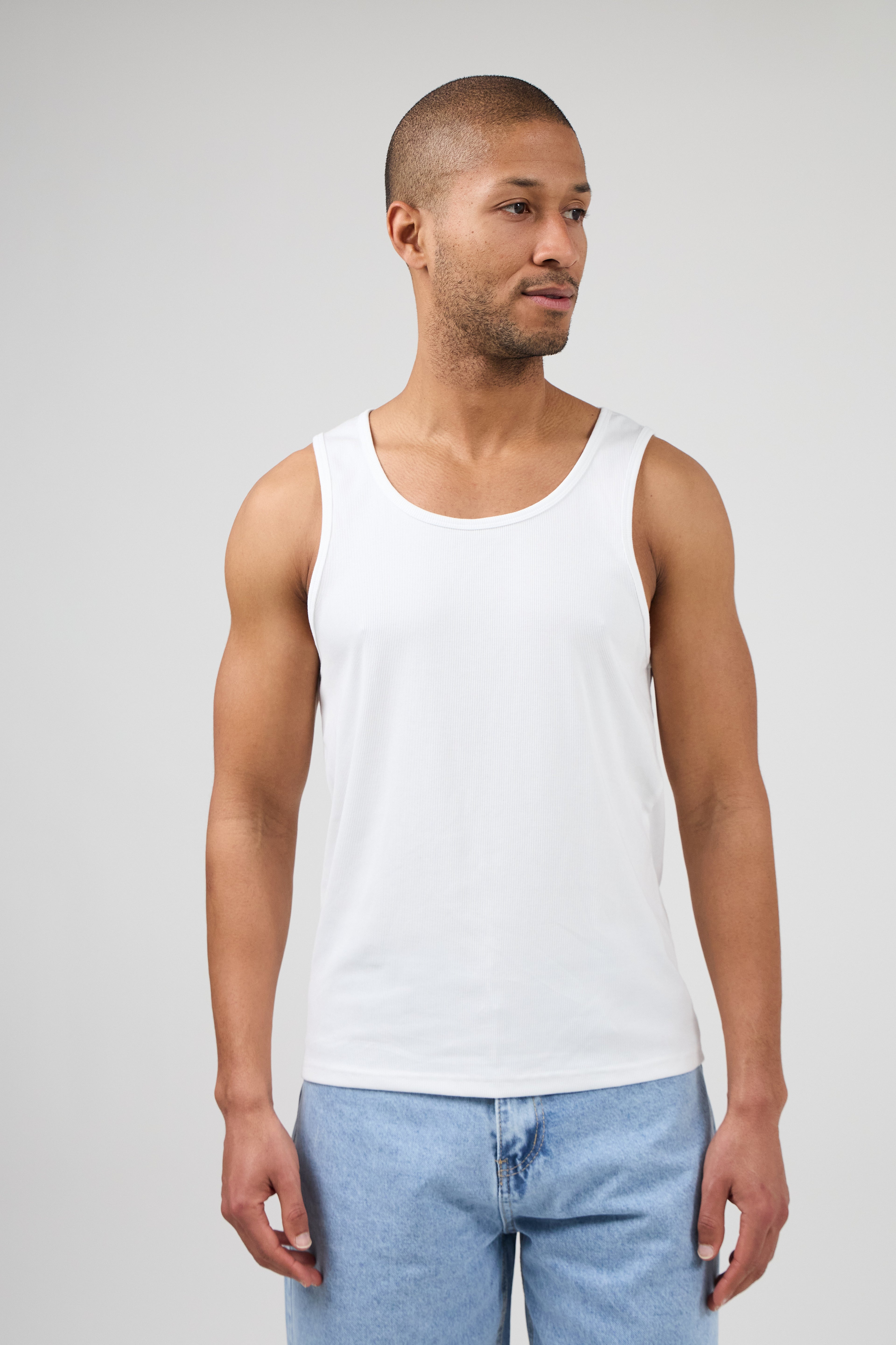 Débardeur homme basique coupe confortable