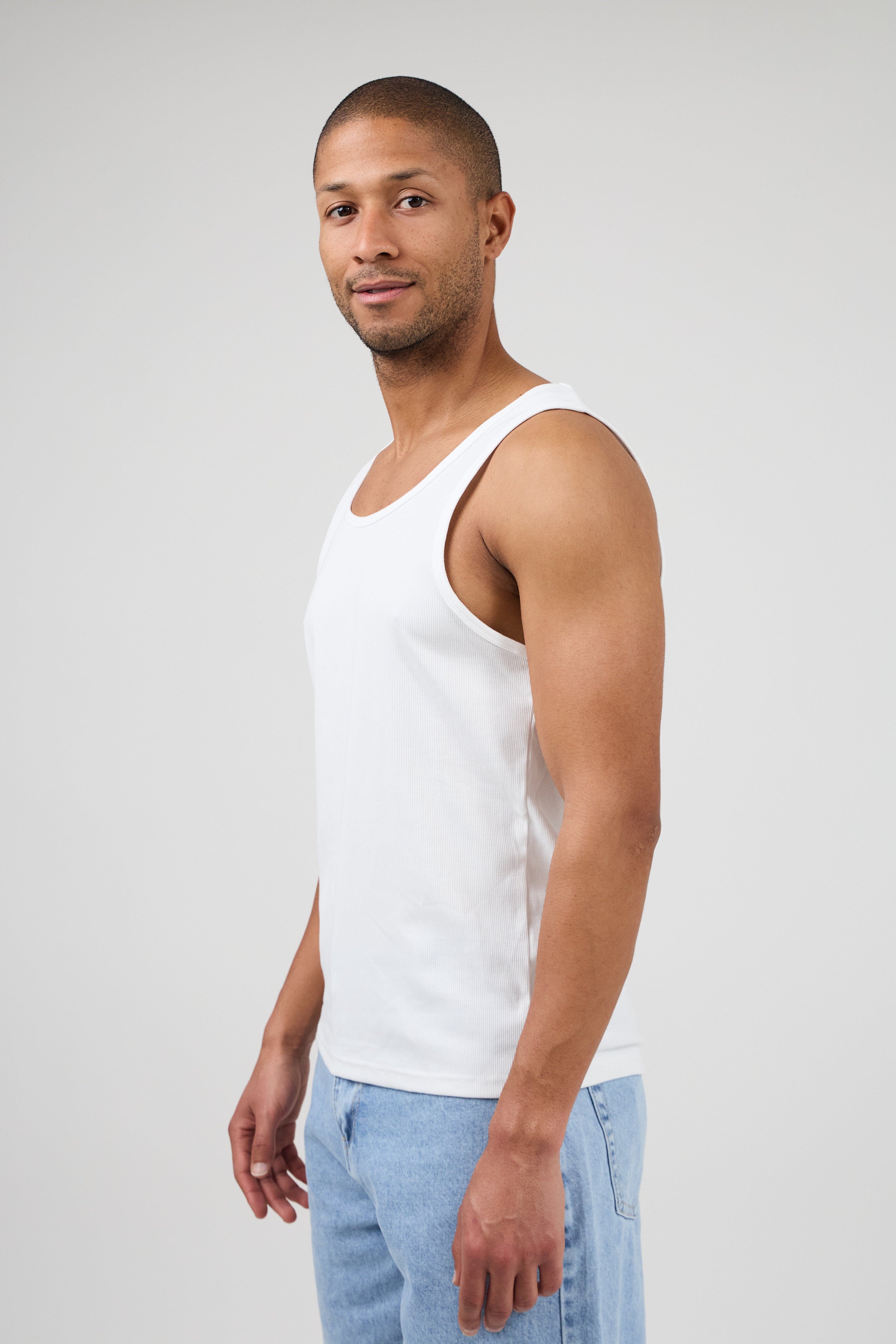 Débardeur homme basique coupe confortable