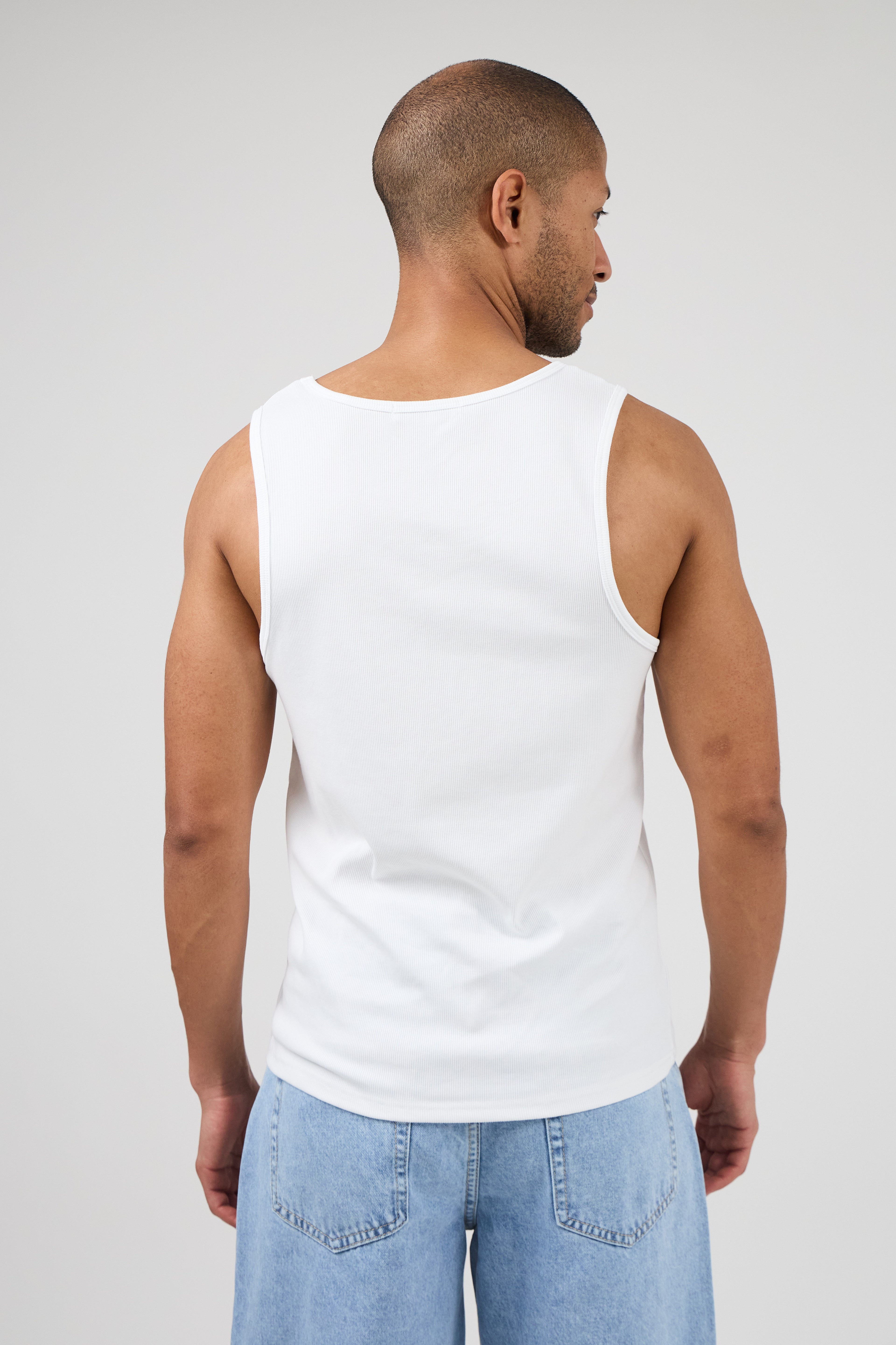 Débardeur homme basique coupe confortable
