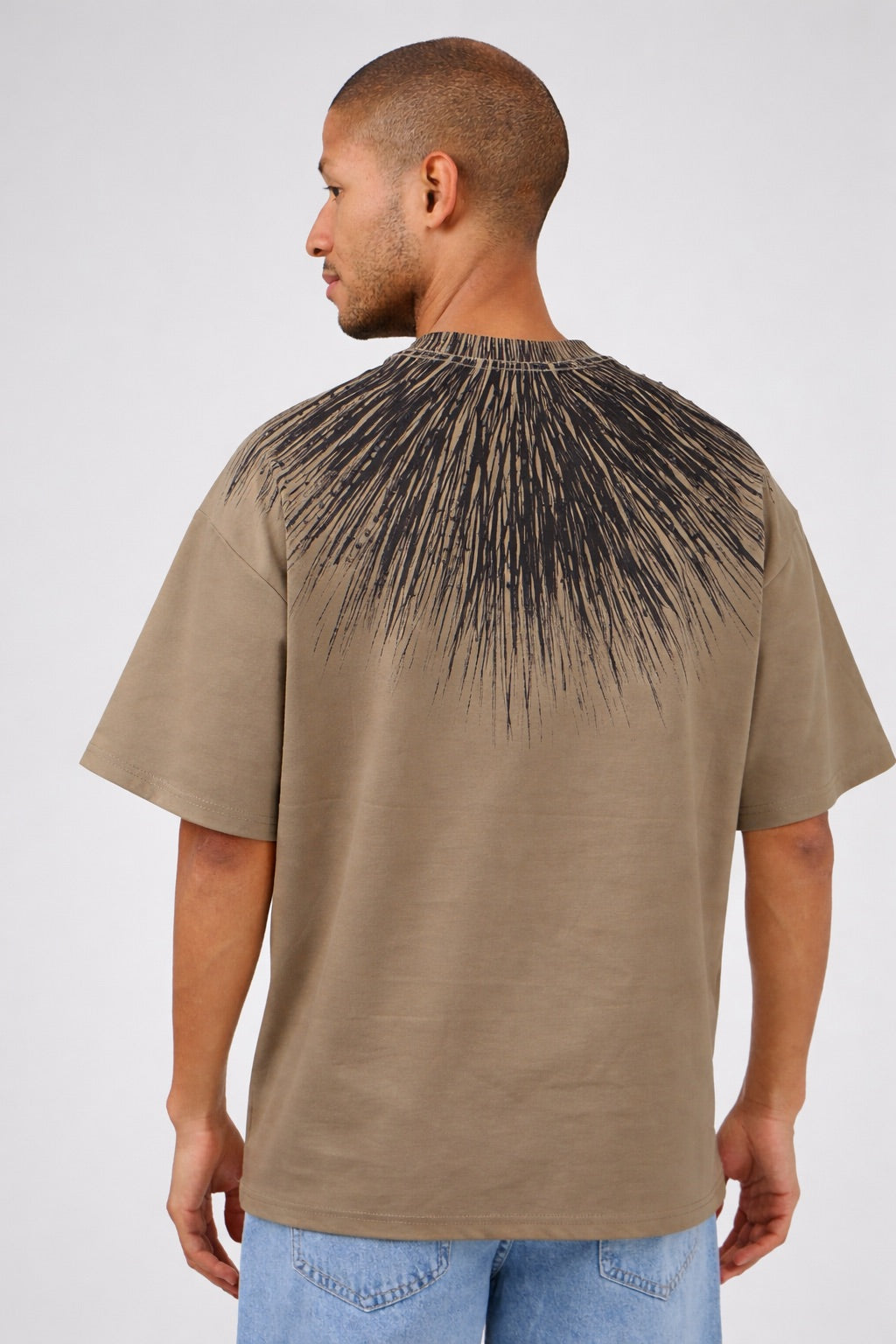 T-shirt homme à manches courtes avec motif graphique rayonnant et strass