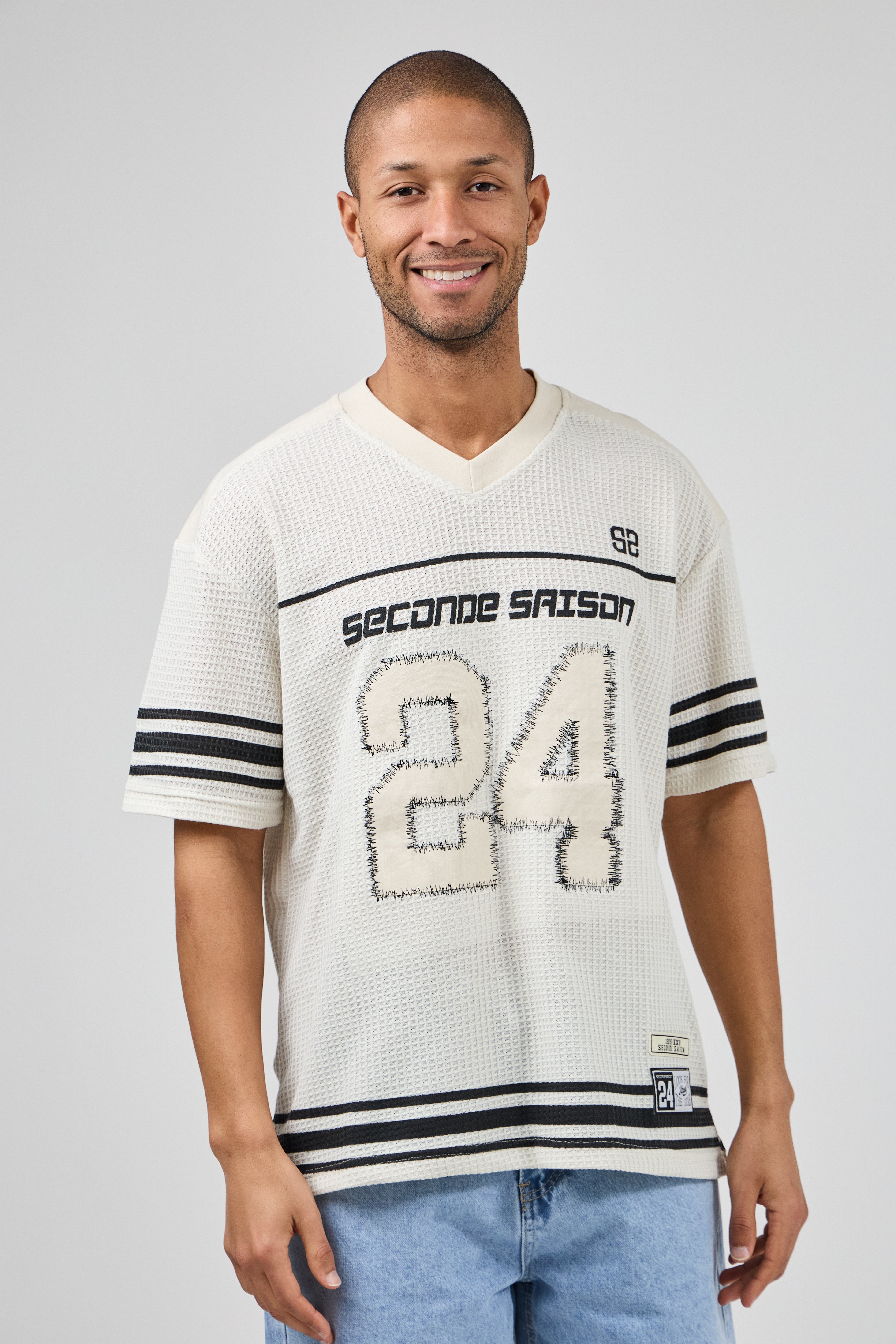 T-shirt Homme Style Sportif Texturé avec Numéro 24 et Manches Rayées