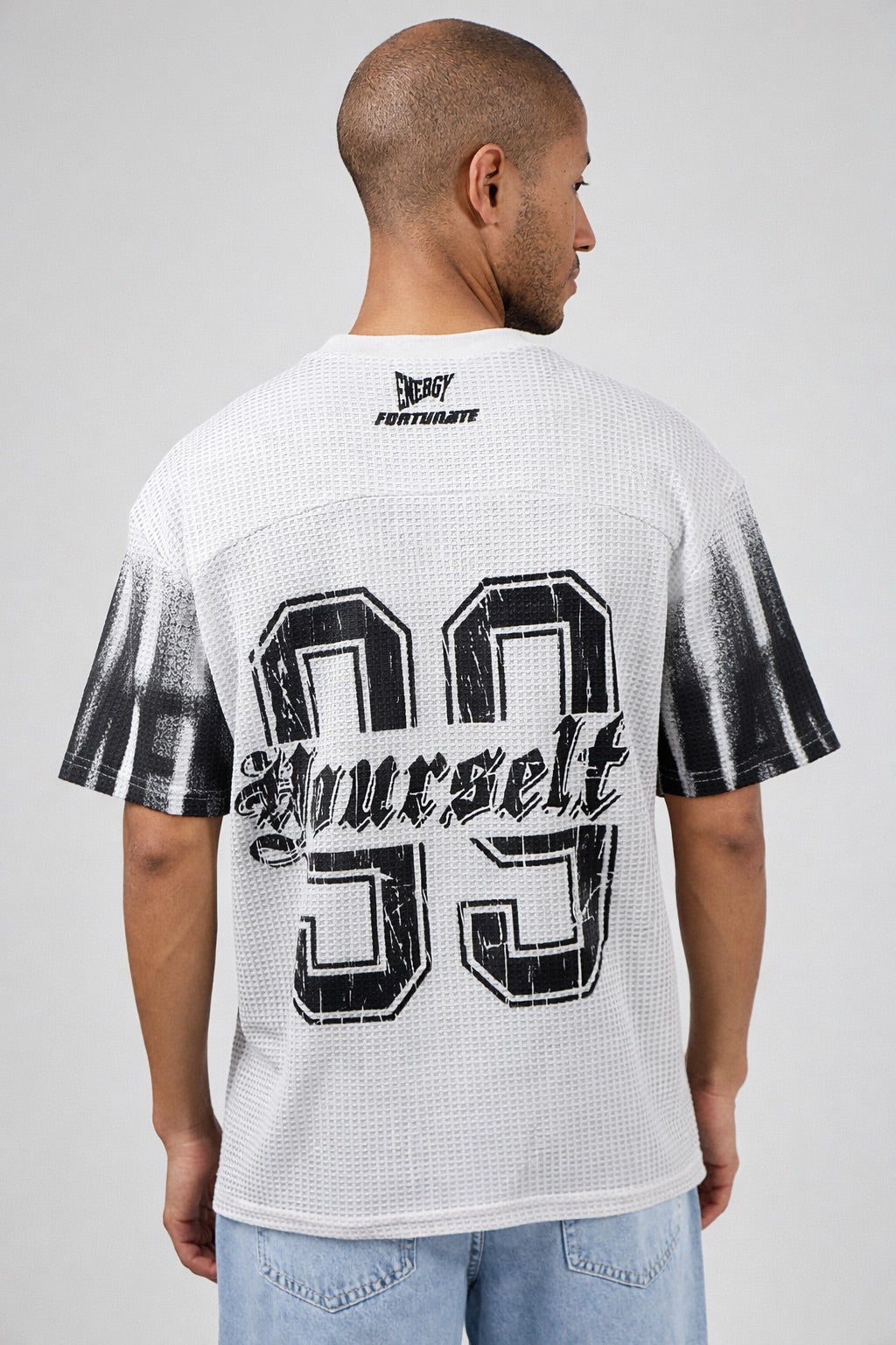 T-shirt homme style jersey graphique « Be Yourself 99 »