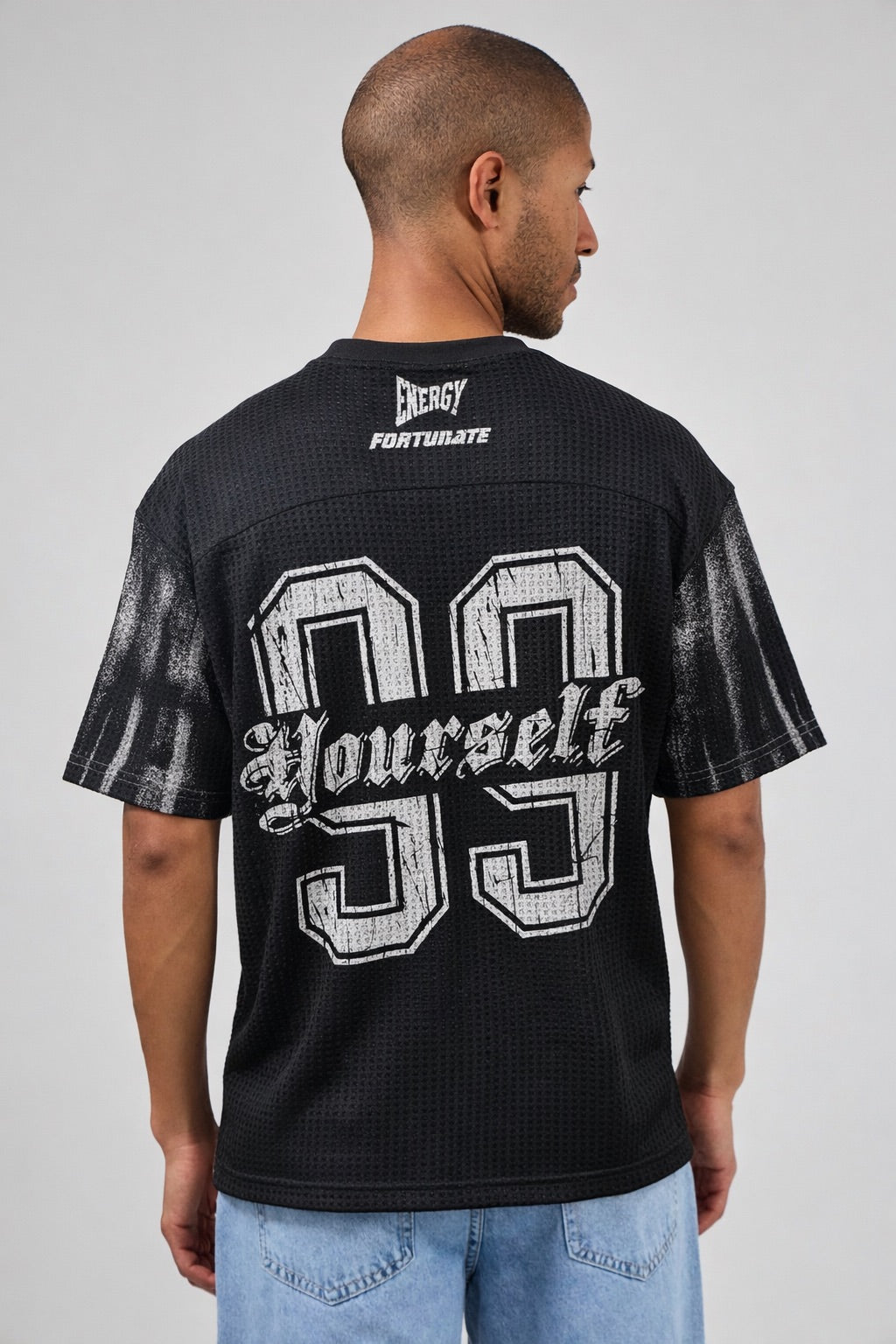 T-shirt homme style jersey graphique « Be Yourself 99 »